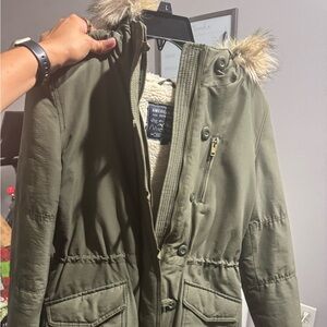 American eagle jacket with fur removable hood